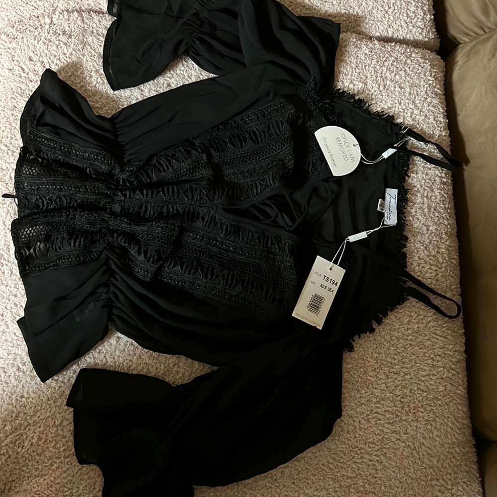 BLACK lace top - Picture 4 of 9